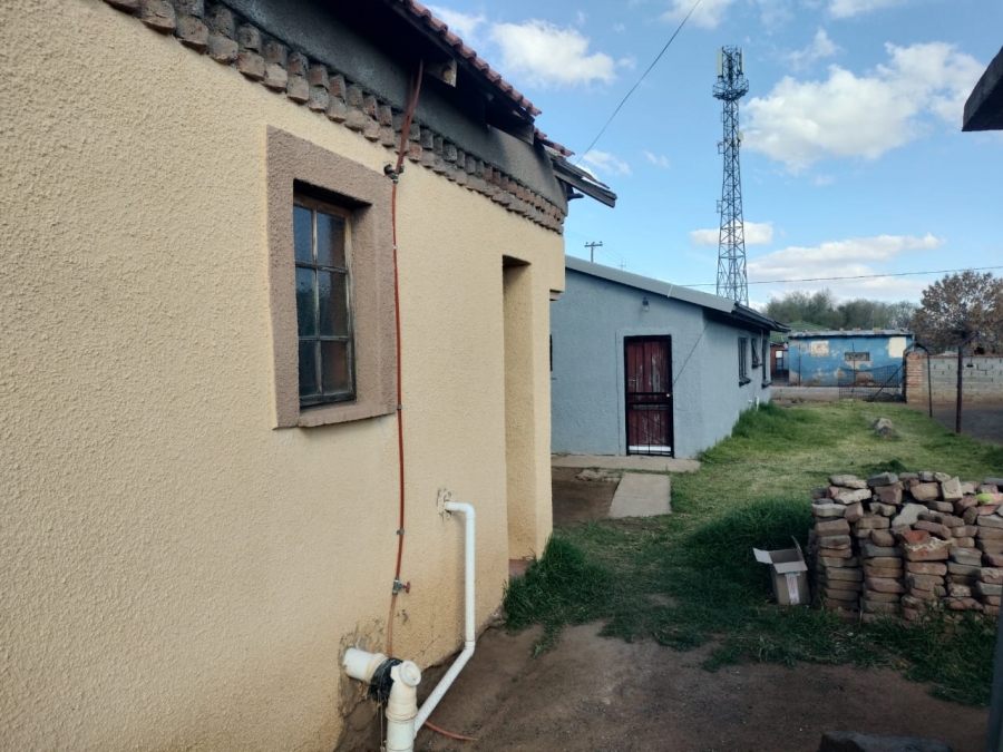 3 Bedroom Property for Sale in Sechaba Mahobeville Free State